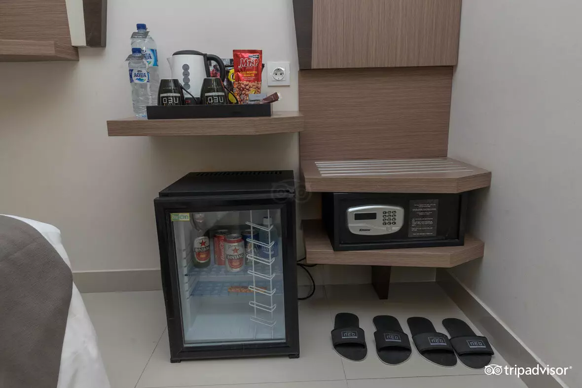 هتل نئو کوتا جلانتیک